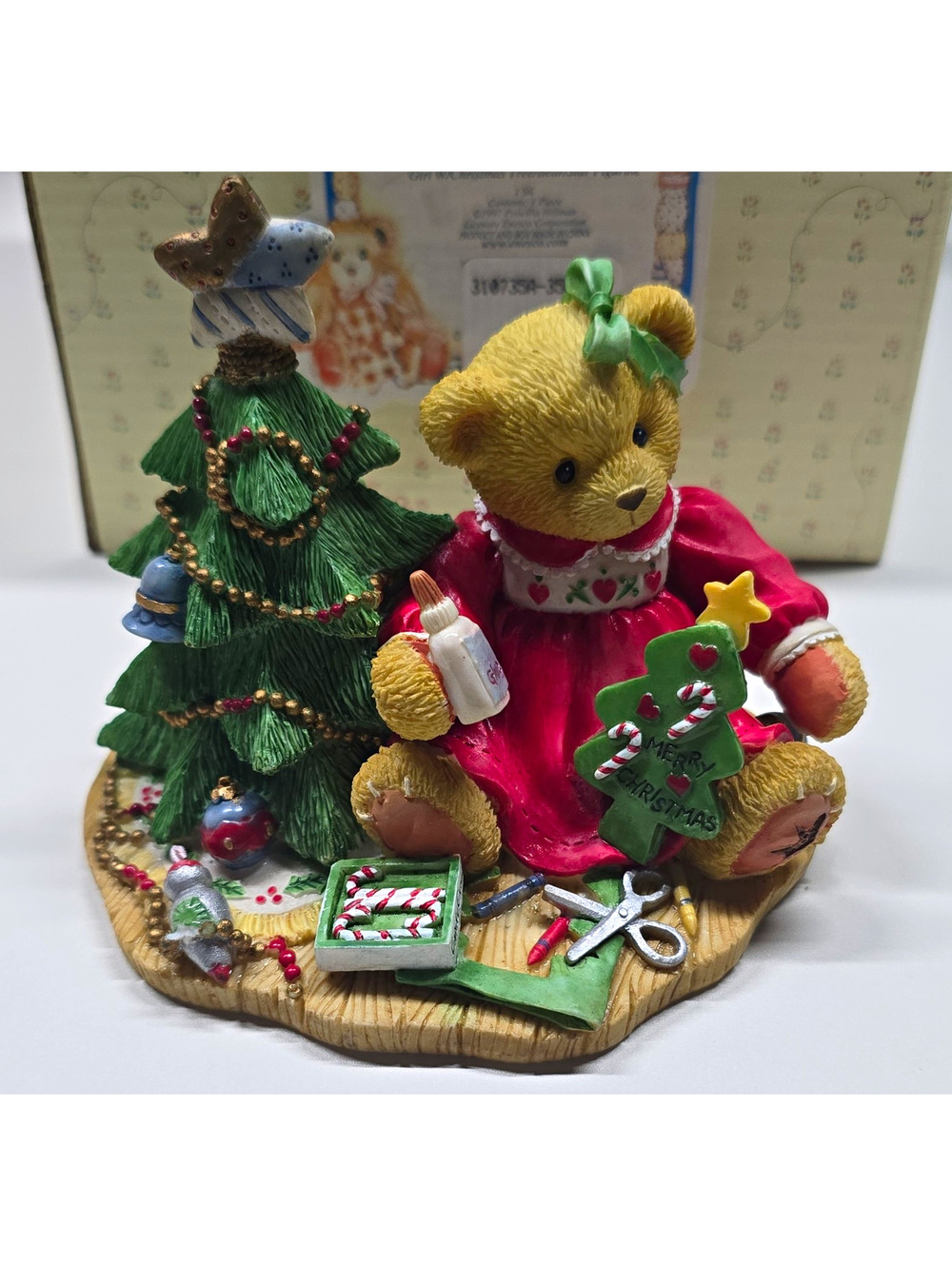 Cherished Teddies Lynn "A Handmade Holiday Wish" #310735A 1997 Resin w/Tree